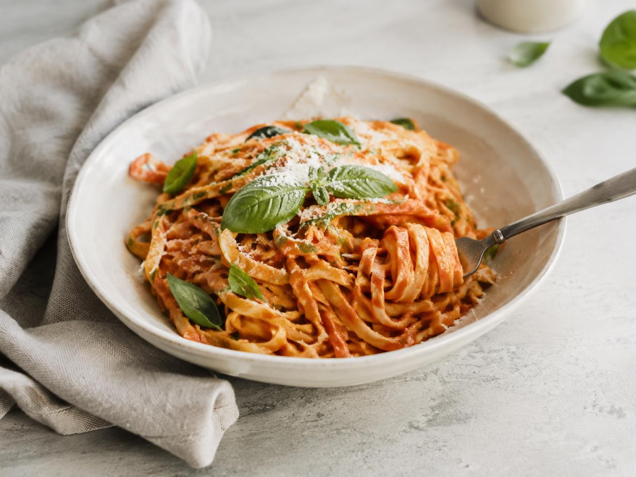 Creamy Tomato Basil Pasta